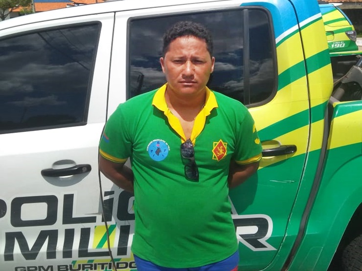 Mototaxista com moto roubada acaba preso no Buriti dos Lopes