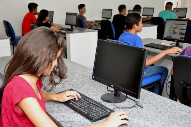 Governo consegue R$ 9 milhões para investir na educação profissional