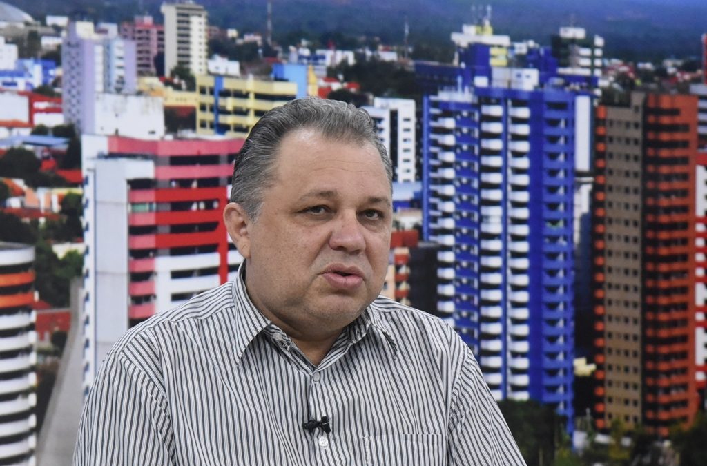Florentino rebate críticas: “Hospitais do interior levam a saúde do Piauí”