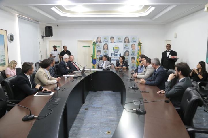 Governador recebe investidores do Grupo Estuário Brasil