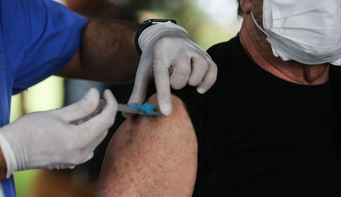 Caminhoneiros serão incluídos na campanha de vacinação contra gripe