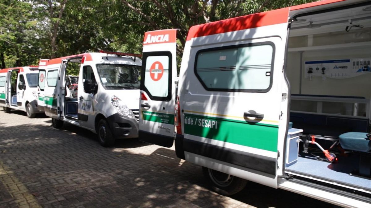 Secretaria de Saúde envia ambulâncias para reforçar o combate ao coronavírus