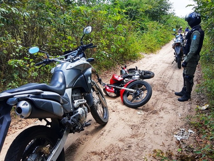 Moto roubada é abandonada em uma estrada vicinal de Parnaíba