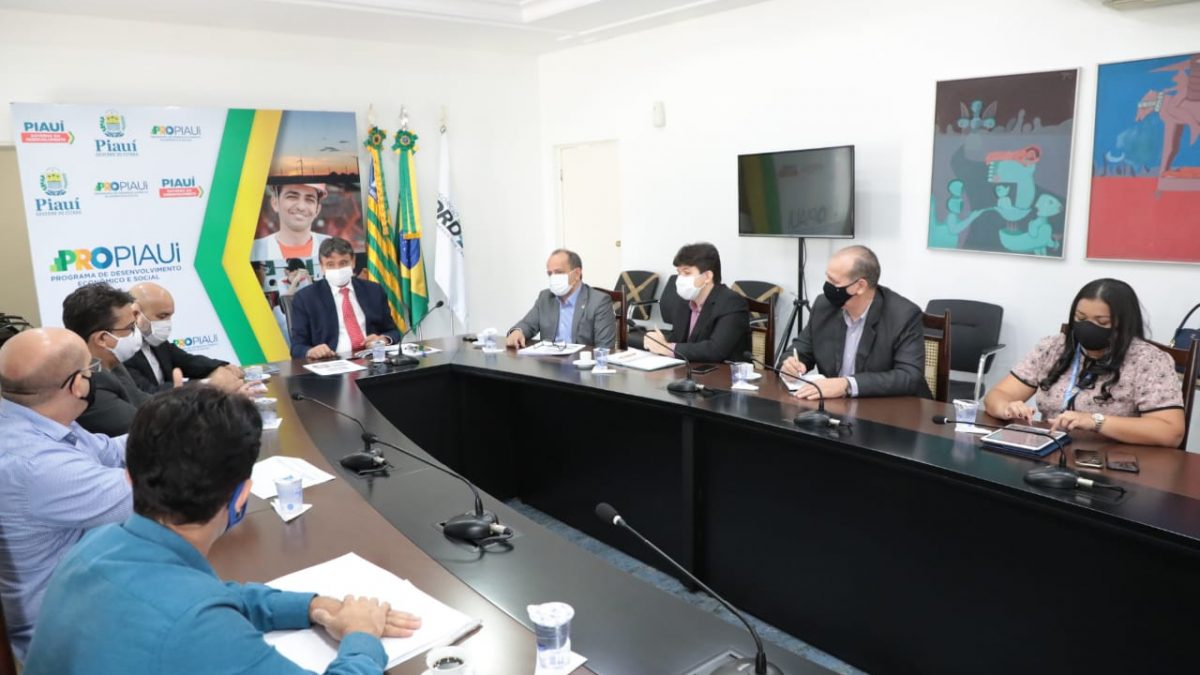 Governador Wellington Dias garante investimentos para aeroportos e aeródromos do Piauí
