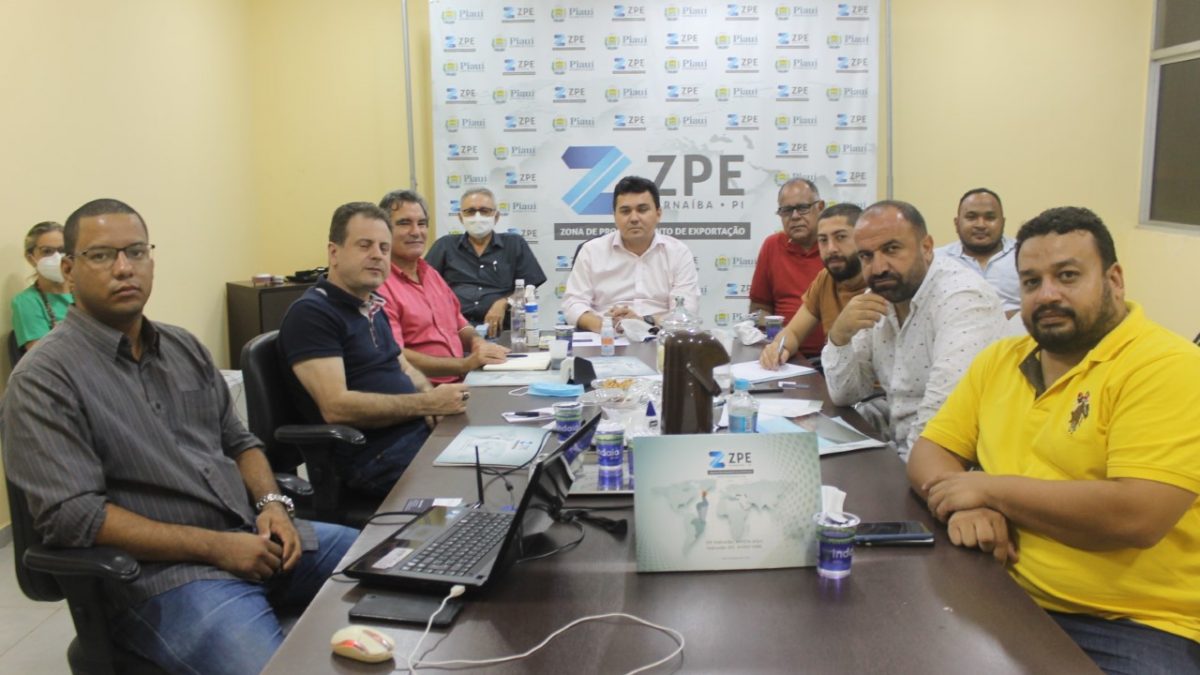 Presidente da ZPE recebe mais dois grupos de investidores do agronegócio e gás natural