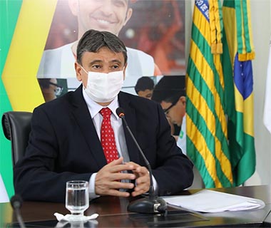 Wellington Dias defende antecipação da vacinação contra a Covid-19