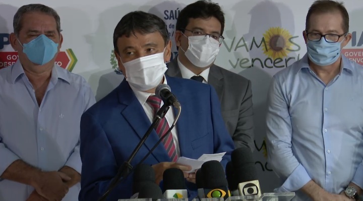 “Até abril, queremos vacinar 700 mil pessoas no Piauí”, afirma governador