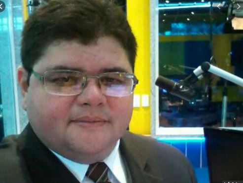 Jornalista Carlos Mesquita é internado no HU; quadro de saúde é grave