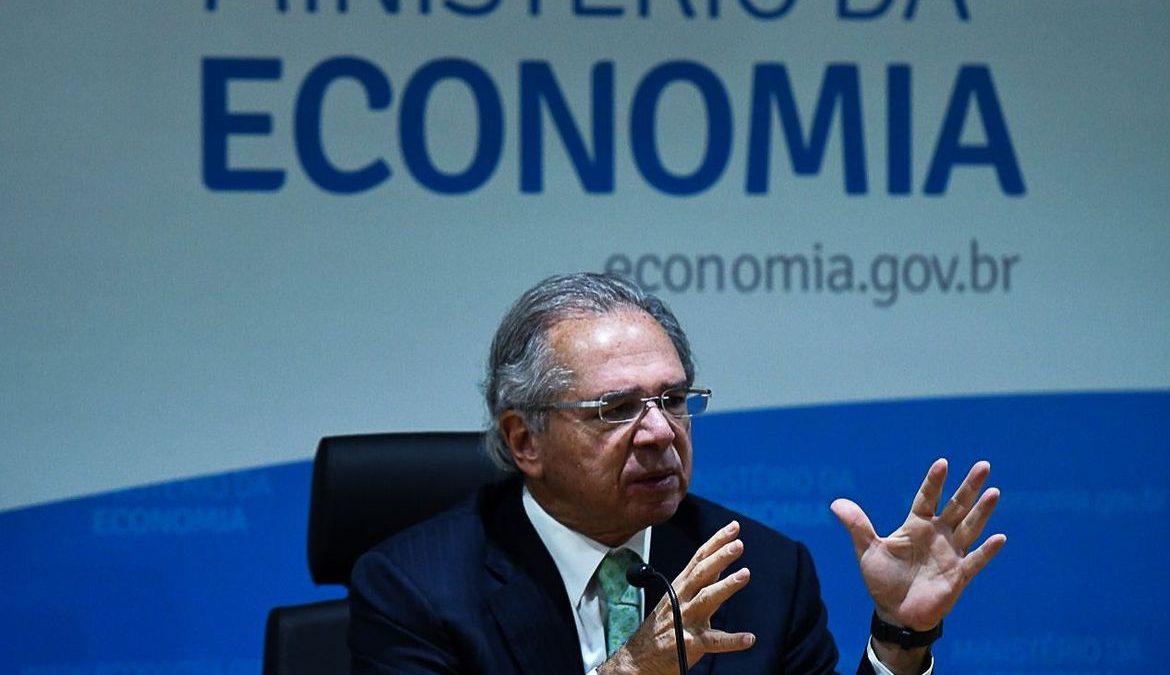 Novo auxílio emergencial só viria com calamidade pública, diz Guedes
