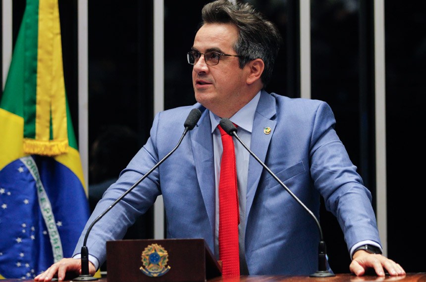No Senado, Ciro pede explicações sobre vacinação no Piauí