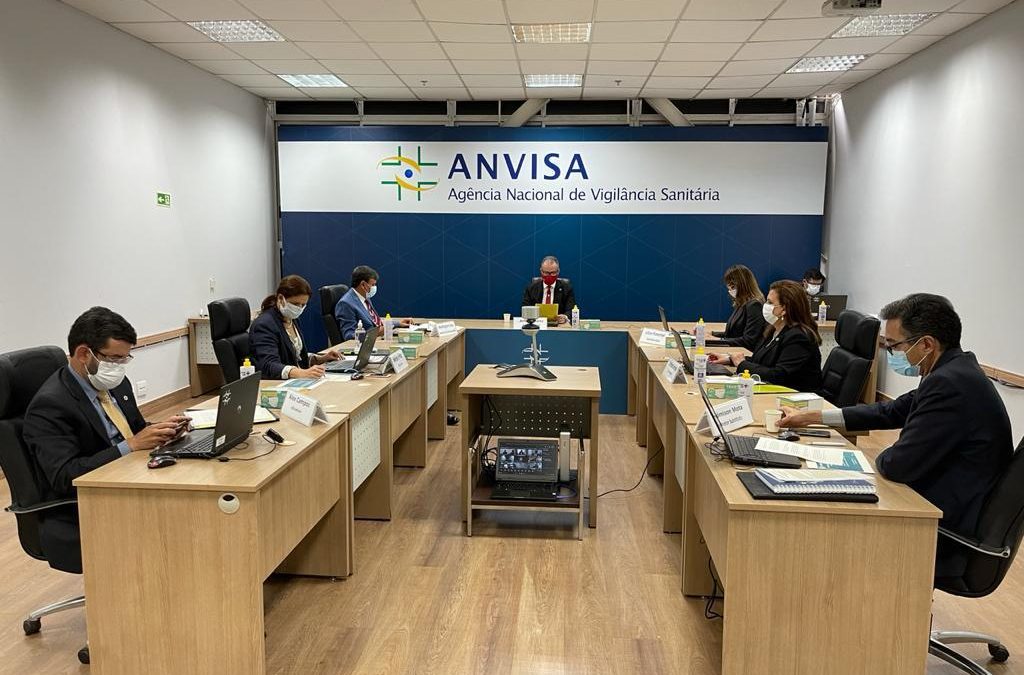 Governadores tratam com a Anvisa sobre autorização da vacina Sputinik V