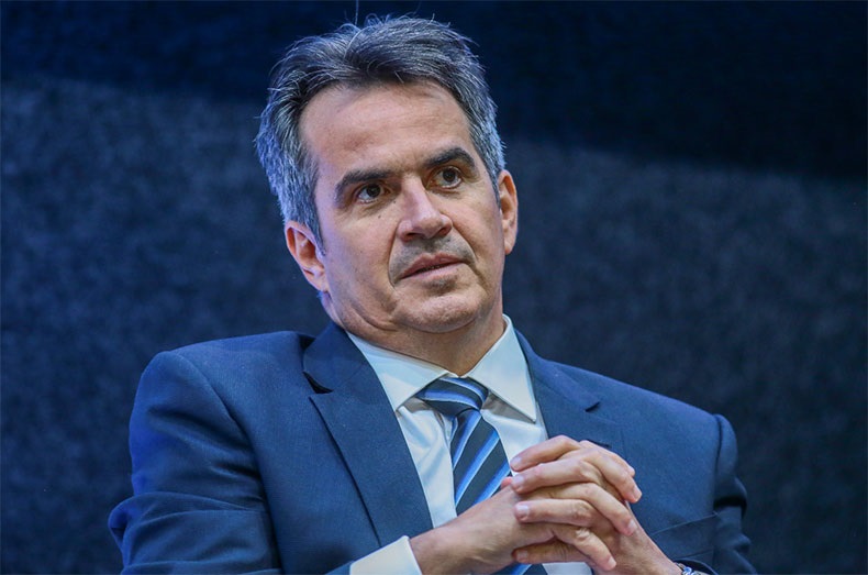 Ciro Nogueira é cotado para assumir a Casa Civil no governo Bolsonaro