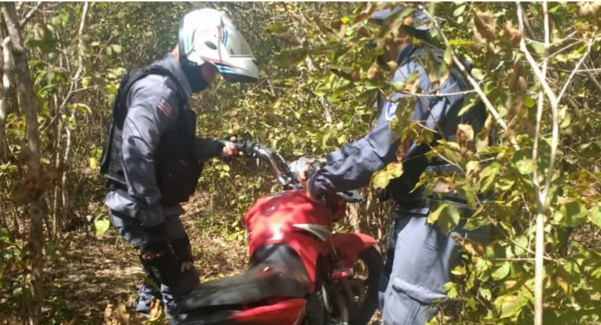 URGENTE: Motocicleta de Renato Junior, vítima de latrocínio em Parnaíba, é encontrada