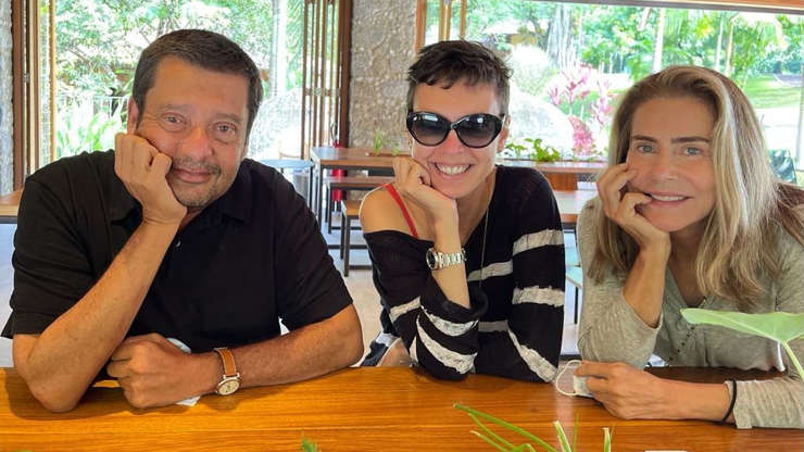 Maitê Proença dispara após rumor de affair com Adriana Calcanhotto: ‘Pessoas curiosas’