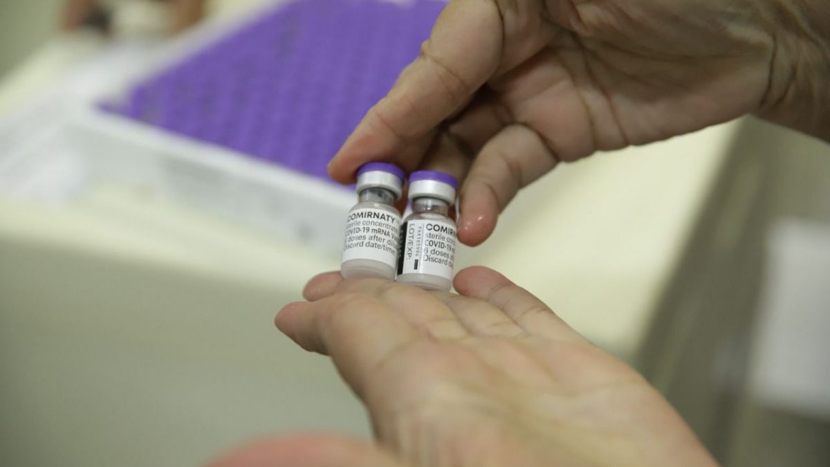 Piauí recebe a primeira remessa de vacinas de reforço para a população em geral