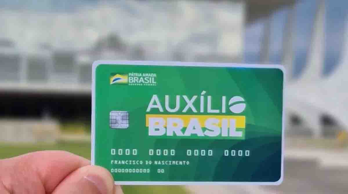 Com valor de R$ 217, Auxílio Brasil segue datas do Bolsa Família