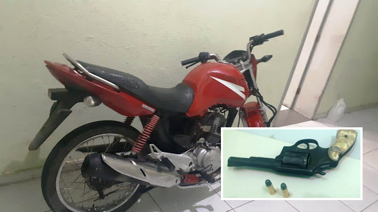 Arma de fogo é apreendida e motocicleta roubada é recuperada pela ROCAM, em Parnaíba
