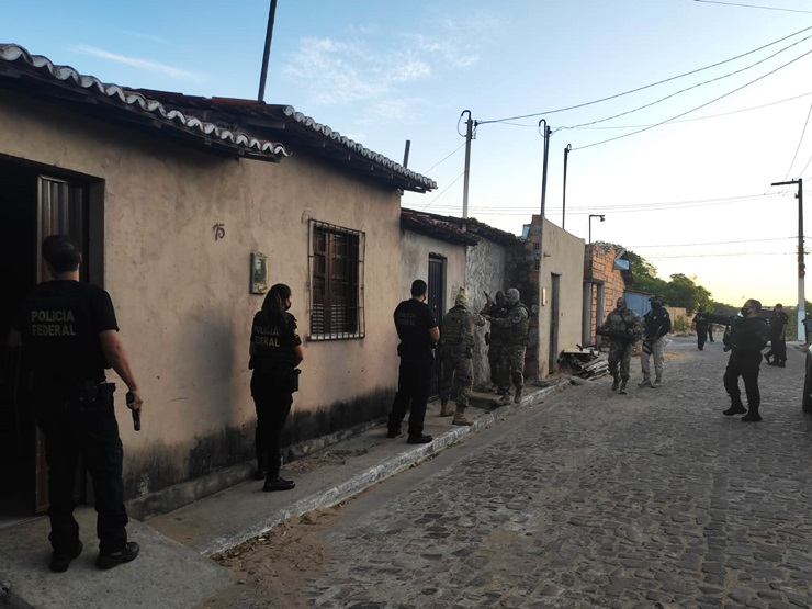 Força-Tarefa de Segurança Pública deflagra operação contra organização criminosa e tráfico de drogas