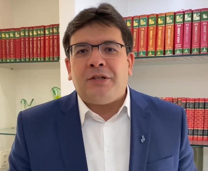 Governador Rafael Fonteles chama atenção para matrículas da rede estadual