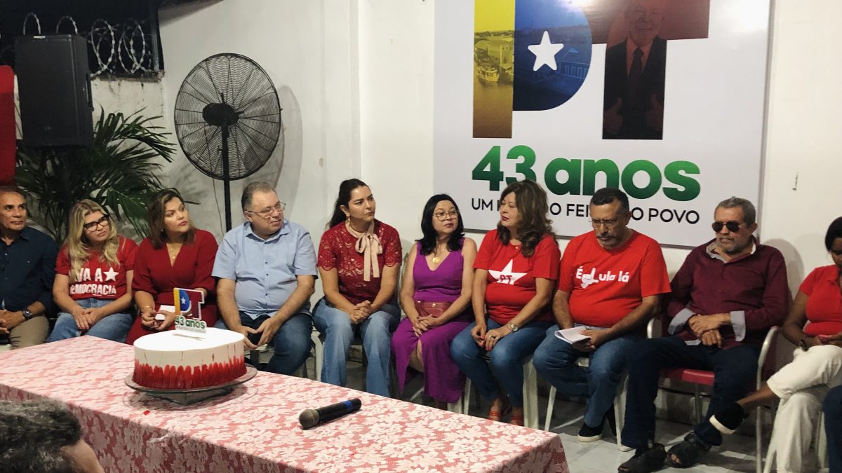 Com 43 anos de partido PT de Parnaíba comemora aniversário com novas filiações