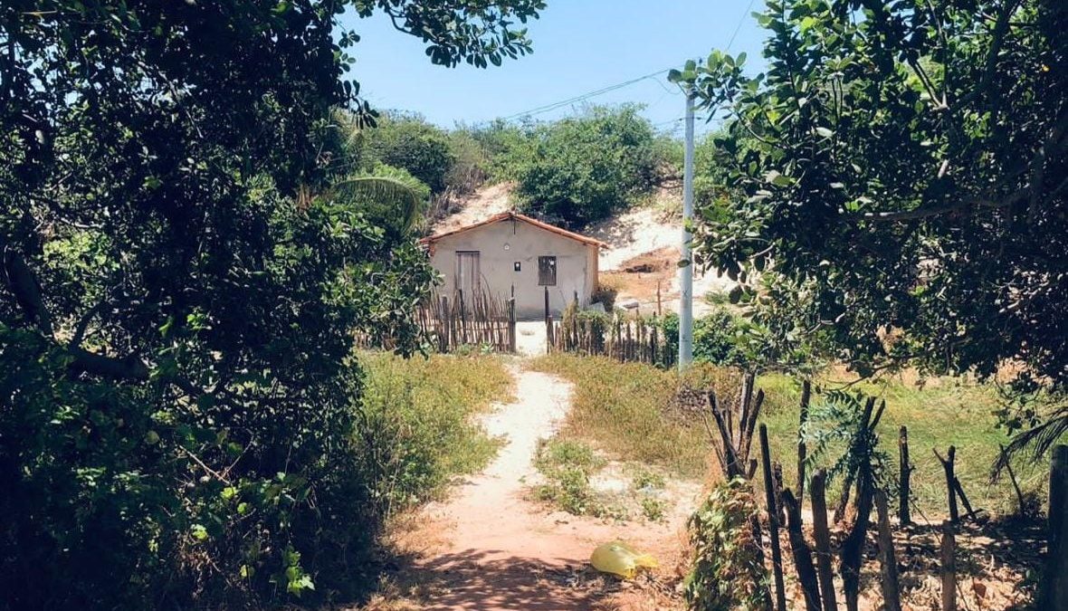 Trio invade casa e agride proprietário em Ilha Grande do Piauí