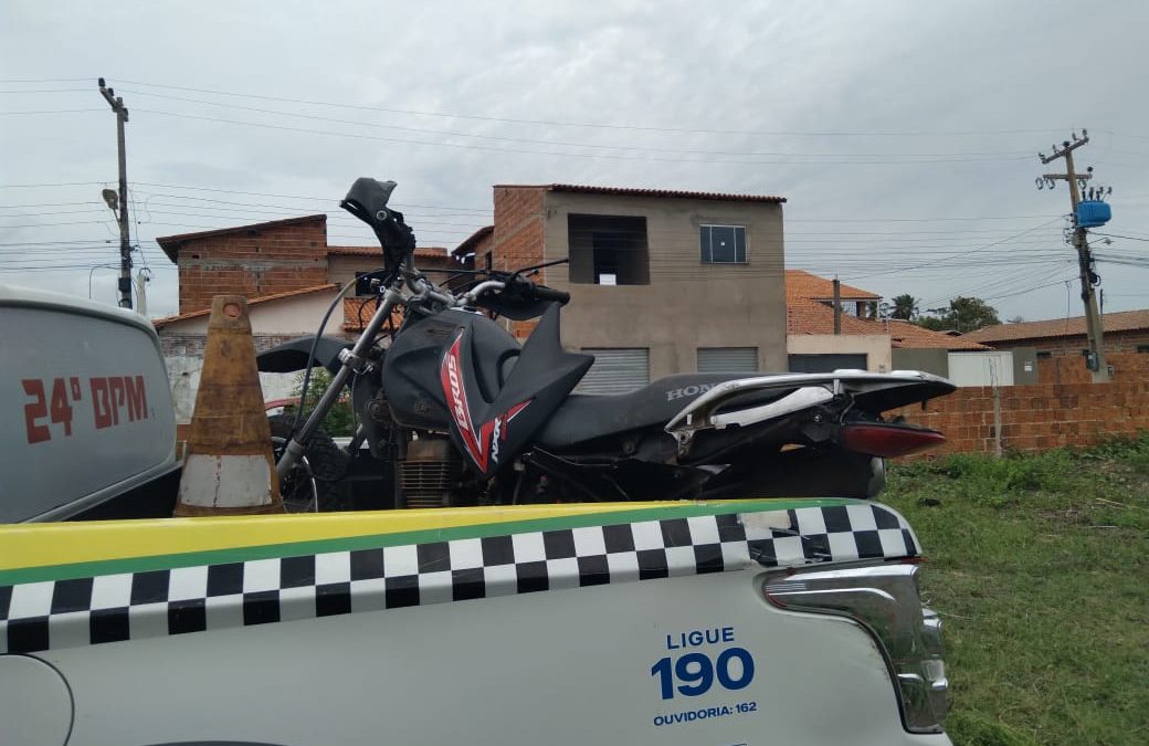 Após denúncia, motocicleta roubada é recuperada em Luís Correia