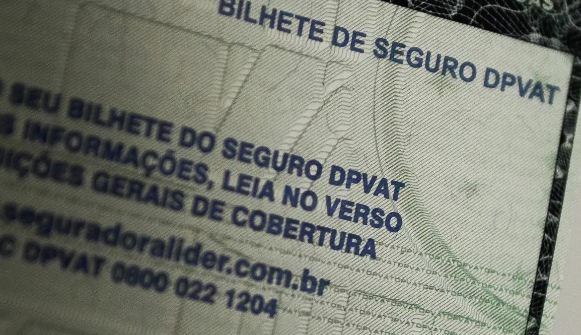 Votação do projeto que recria DPVAT fica para 7 de maio