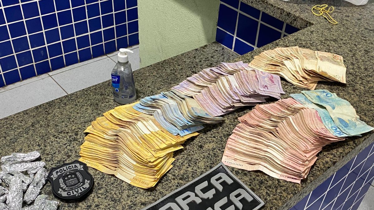 Polícia fecha boca de fumo no bairro João XXIII e apreende R$ 7.600 em dinheiro