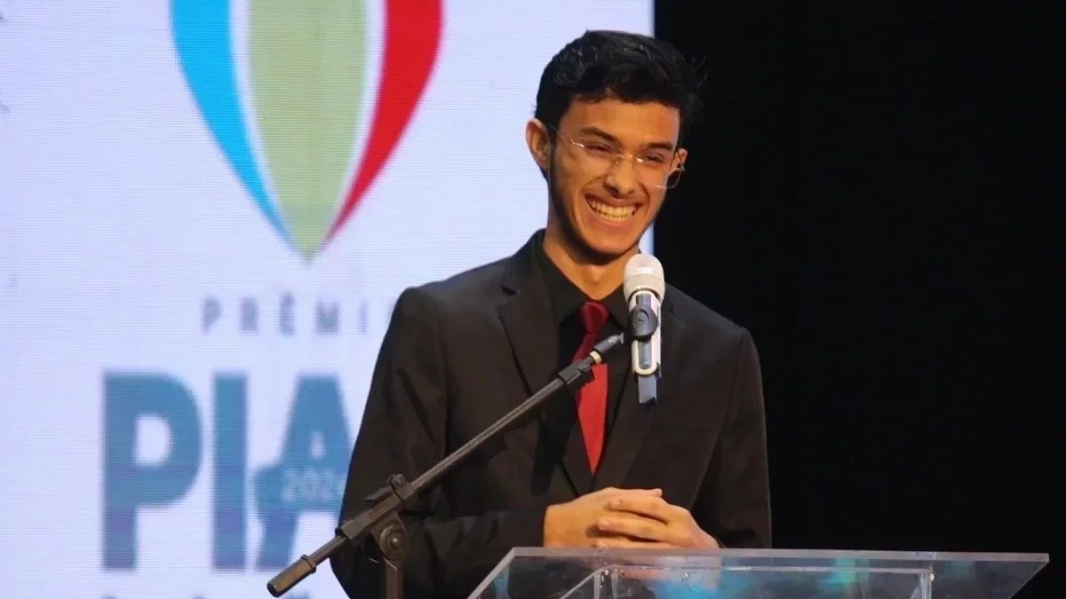 Piauiense de 17 anos vence Prêmio Nobel da Ciência Jovem