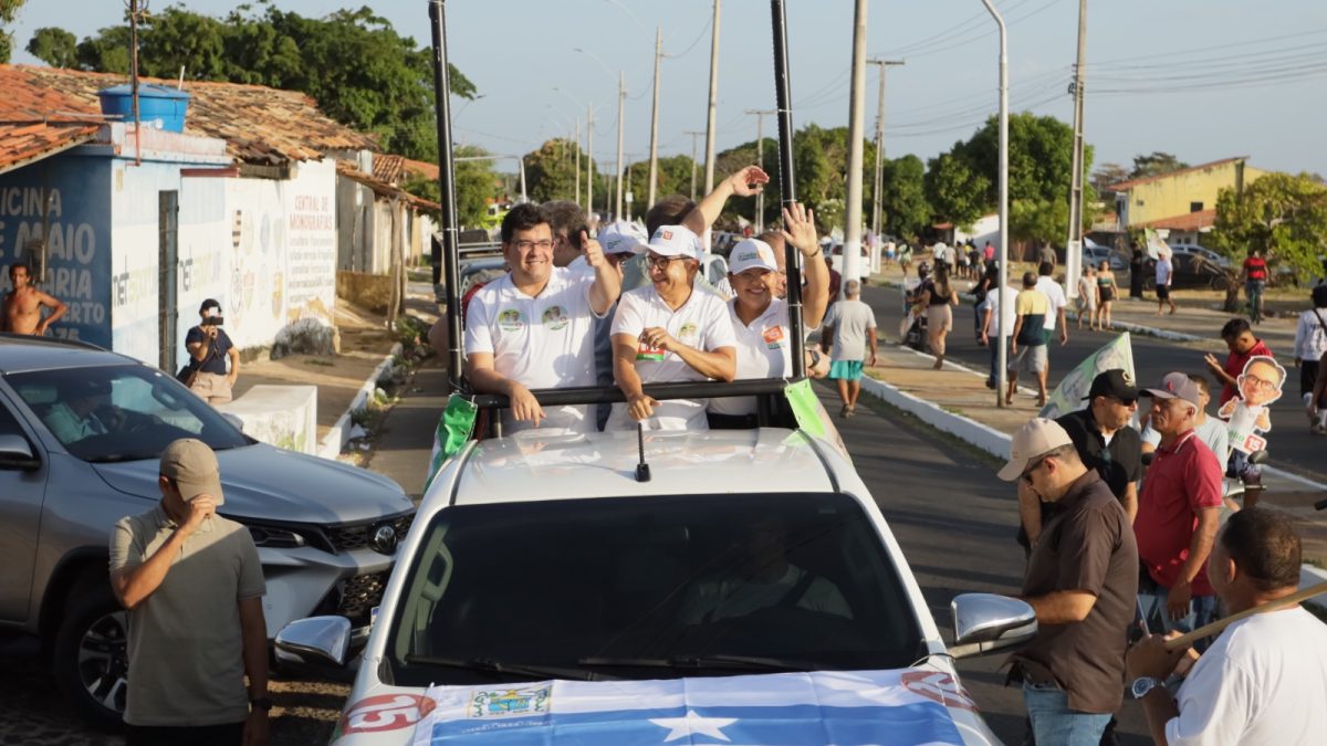 Dr. Hélio realiza caminhadas e carreata com governador Rafael Fonteles, em Parnaíba