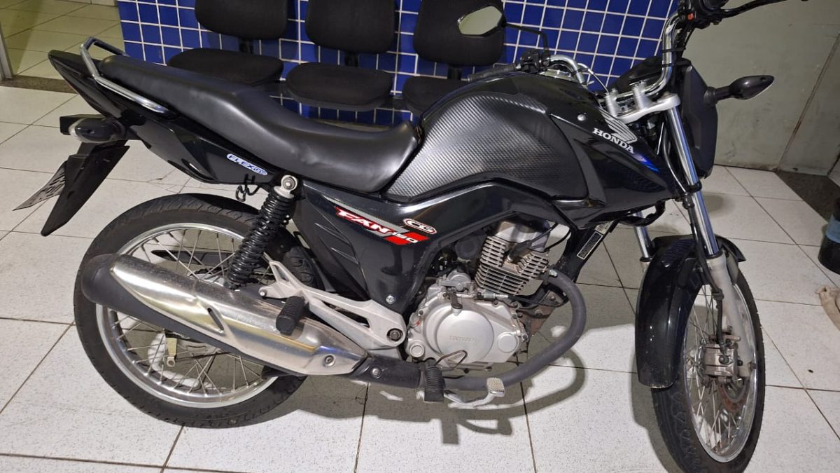 Polícia prende acusado de homicídio e encontra moto usada na fuga em Parnaíba