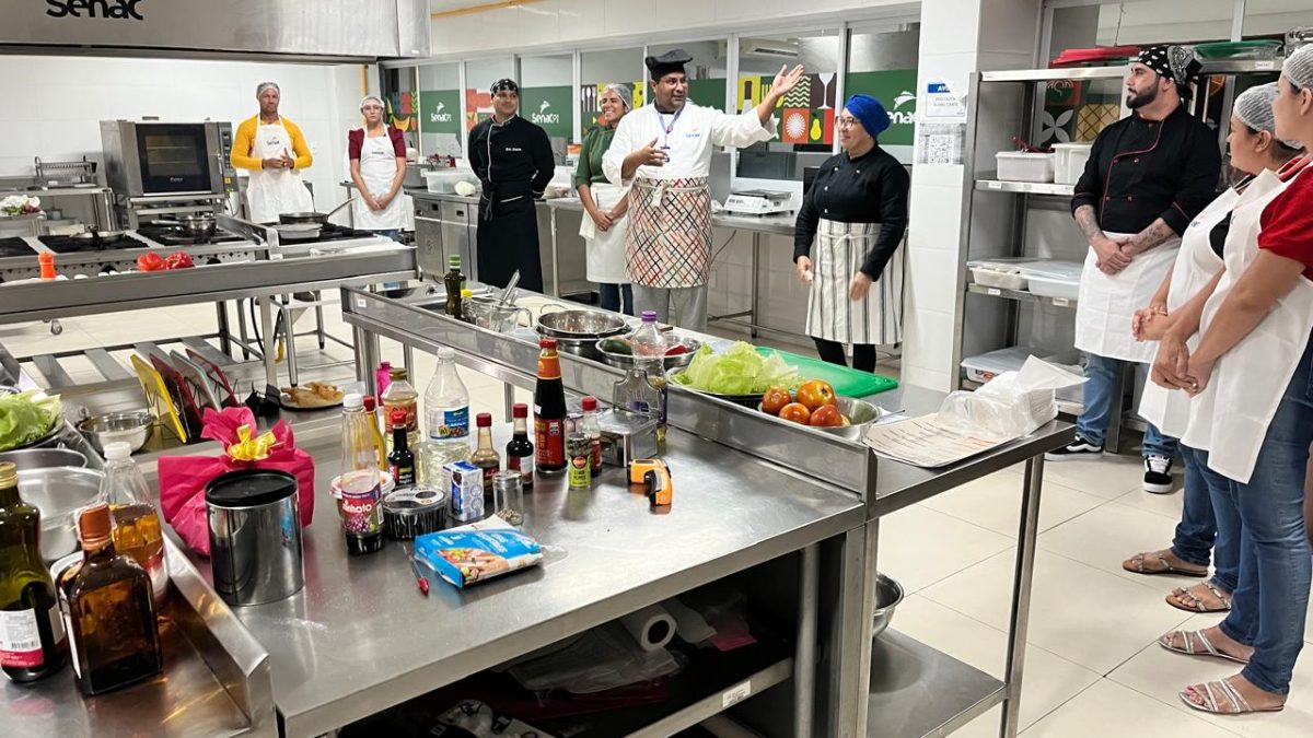 Senac Parnaíba promove aula-show e apresenta curso técnico em Gastronomia