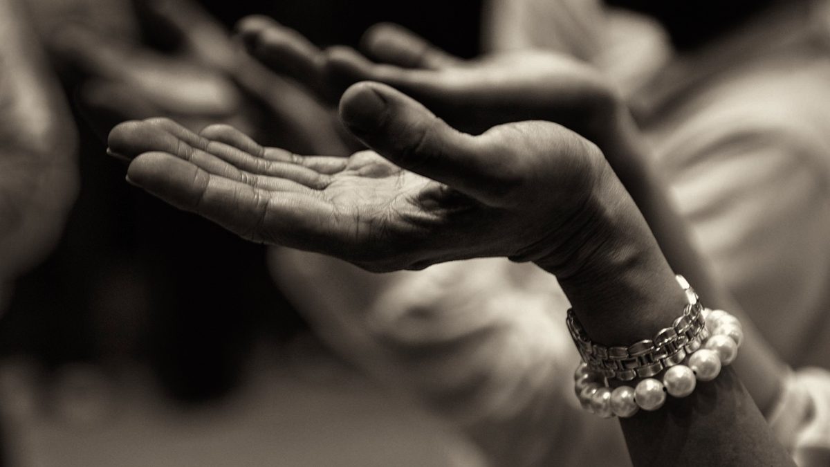 Mulheres são maioria em todas as religiões no Piauí, aponta Censo 2022