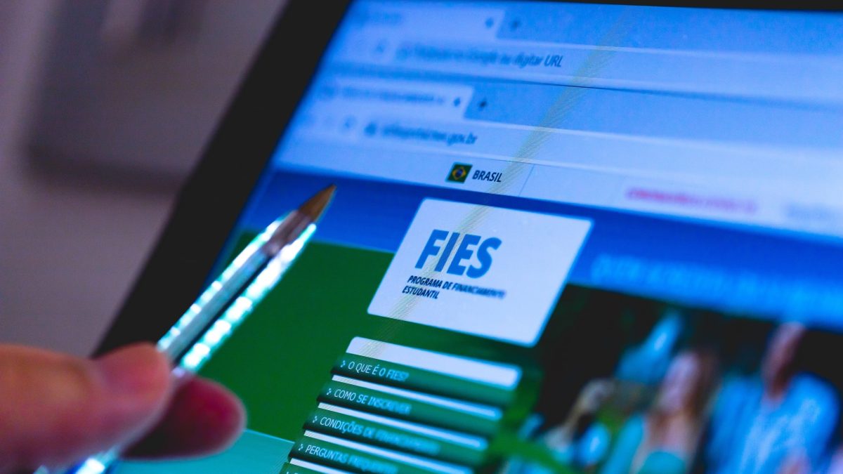 Fies abre inscrições com vagas no segundo semestre e foco na inclusão social