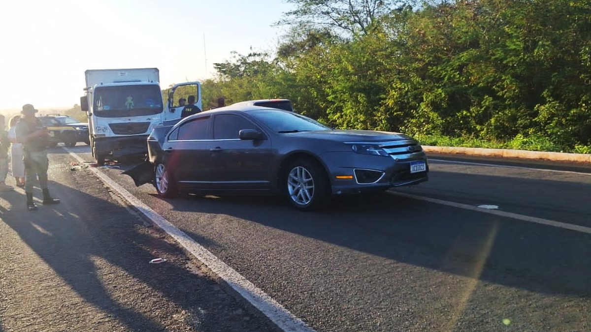 Acidente grave na BR-343 deixa motorista ferido em Buriti dos Lopes