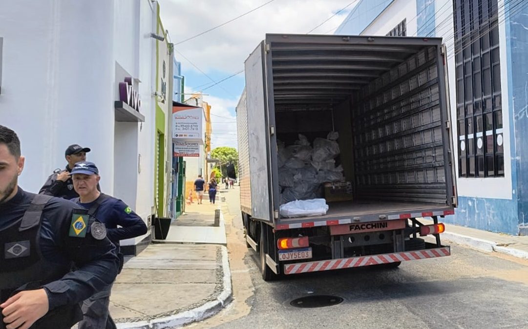 Receita Federal apreende mais de 500 sacos de mercadorias irregulares em Parnaíba