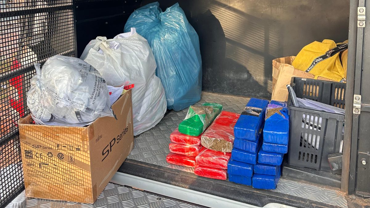 Polícia Civil incinera drogas avaliadas em R$ 300 mil em fábrica de tijolos em Parnaíba
