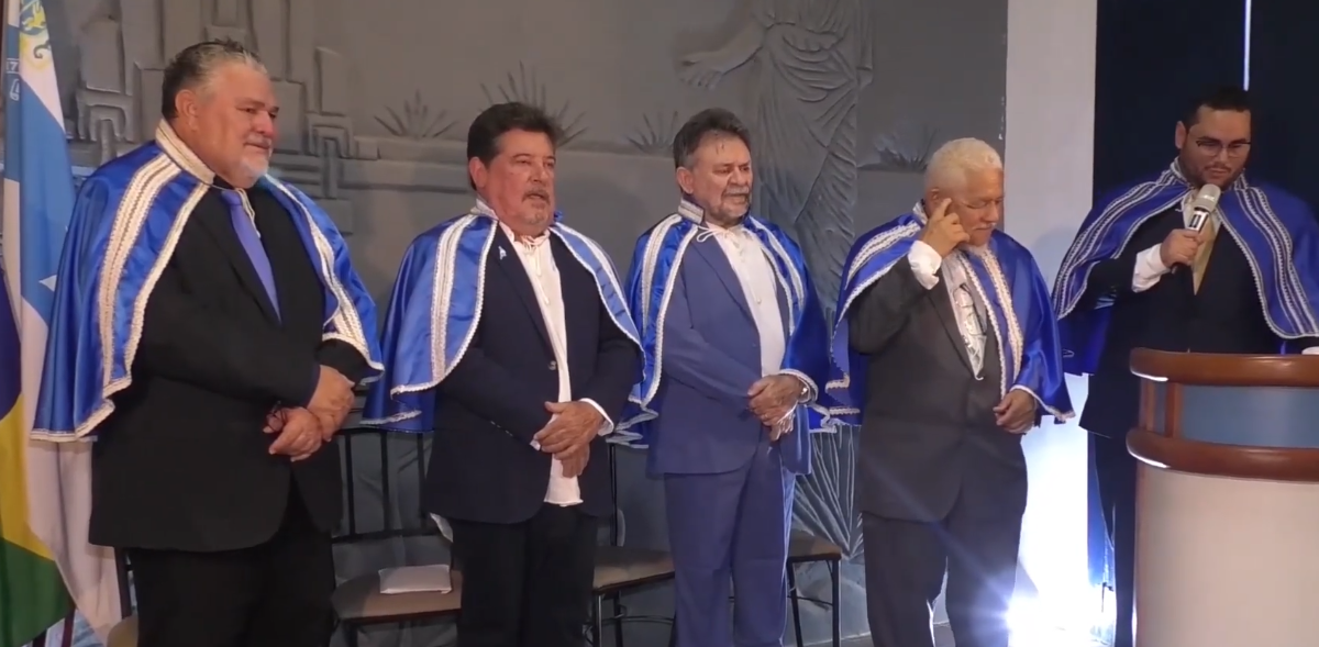 Antônio Cajubá toma posse na Academia Parnaibana de Letras em noite de emoção e reconhecimento
