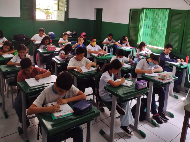 Seduc convoca mais de 1.500 profissionais para escolas de tempo integral no Piauí