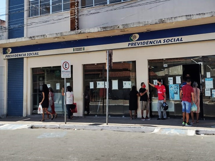 Novos descontos do INSS passam a valer e afetam diferentes categorias de trabalhadores