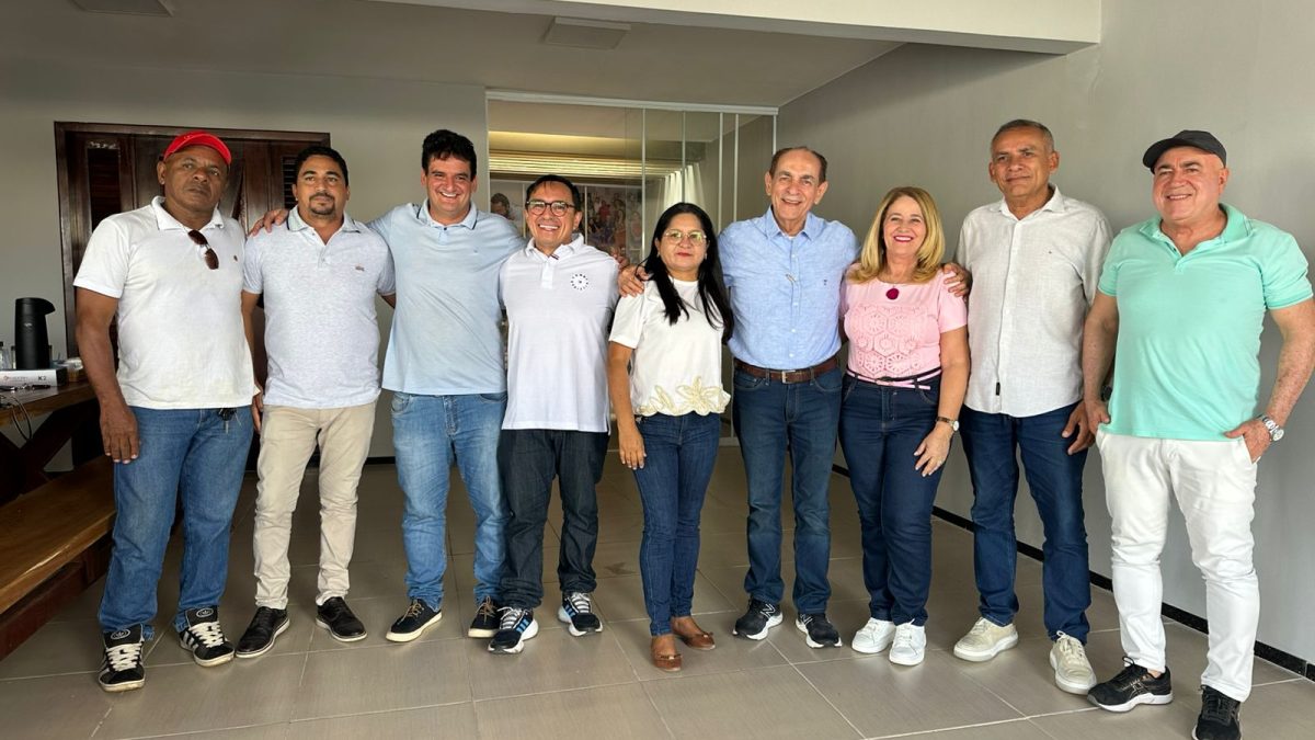 Senador Marcelo Castro chega a Parnaíba para anunciar quase R$ 12 milhões em obras de pavimentação