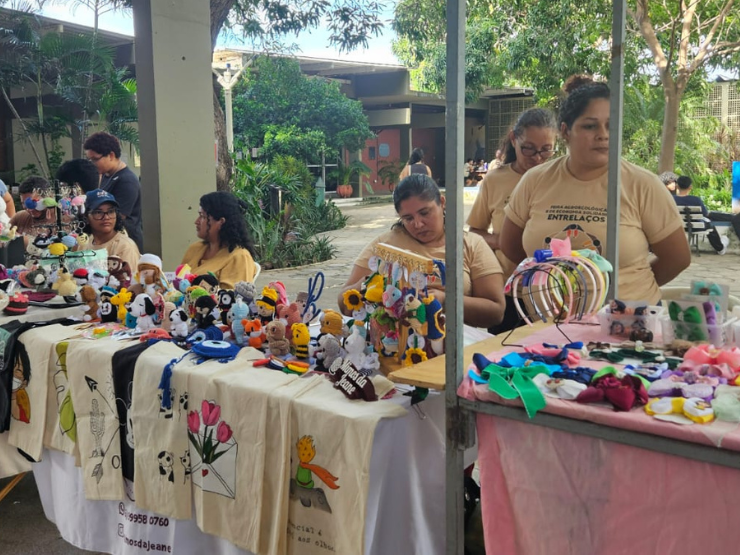 Celebrando o Dia do Artesão, 19 de março