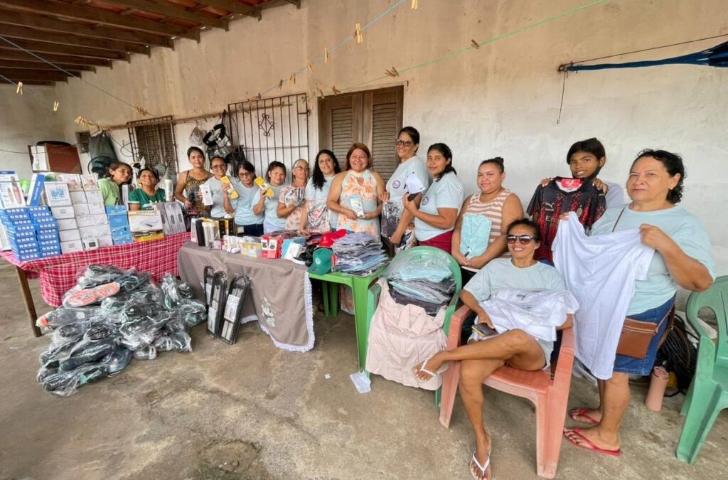 Associação das Marisqueiras e Filetadeiras recebem produtos doados pela Recita Federal, em Luís Correia