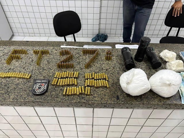 Mais de 1kg de cocaína pura e 150 munições foram apreendidos em Parnaíba