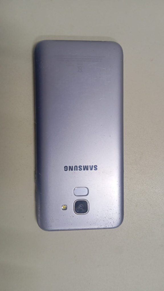 Celular apreendido durante a abordagem