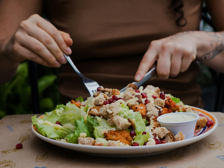 Como aumentar a saciedade e controlar a fome com alimentos e hábitos saudáveis