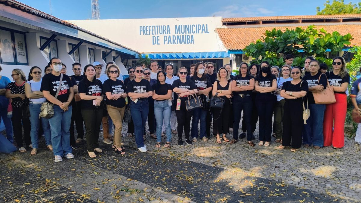 Enfermagem entra em greve por tempo indeterminado e reduz atendimentos em Parnaíba