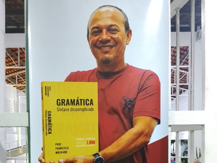 Professor Francisco Machado lança primeira gramática escrita por um autor piauiense
