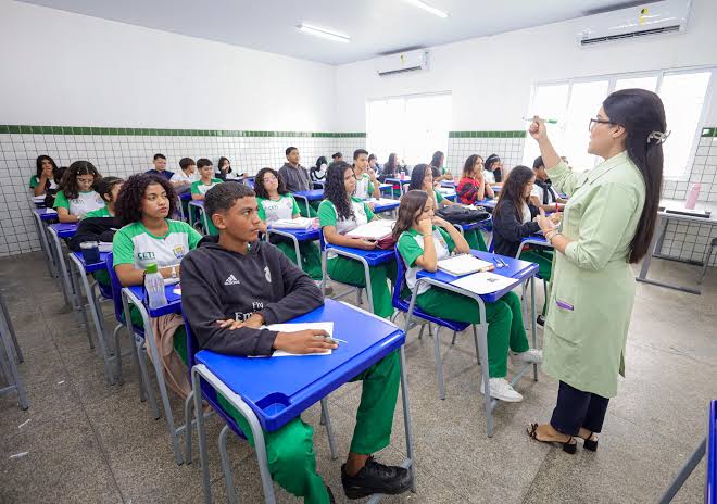 Promoção funcional beneficia professores da rede estadual lotados em Parnaíba