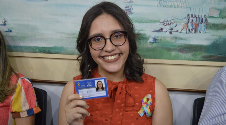 Carteira de identificação para pessoas com autismo pode ser solicitada pela internet no Piauí